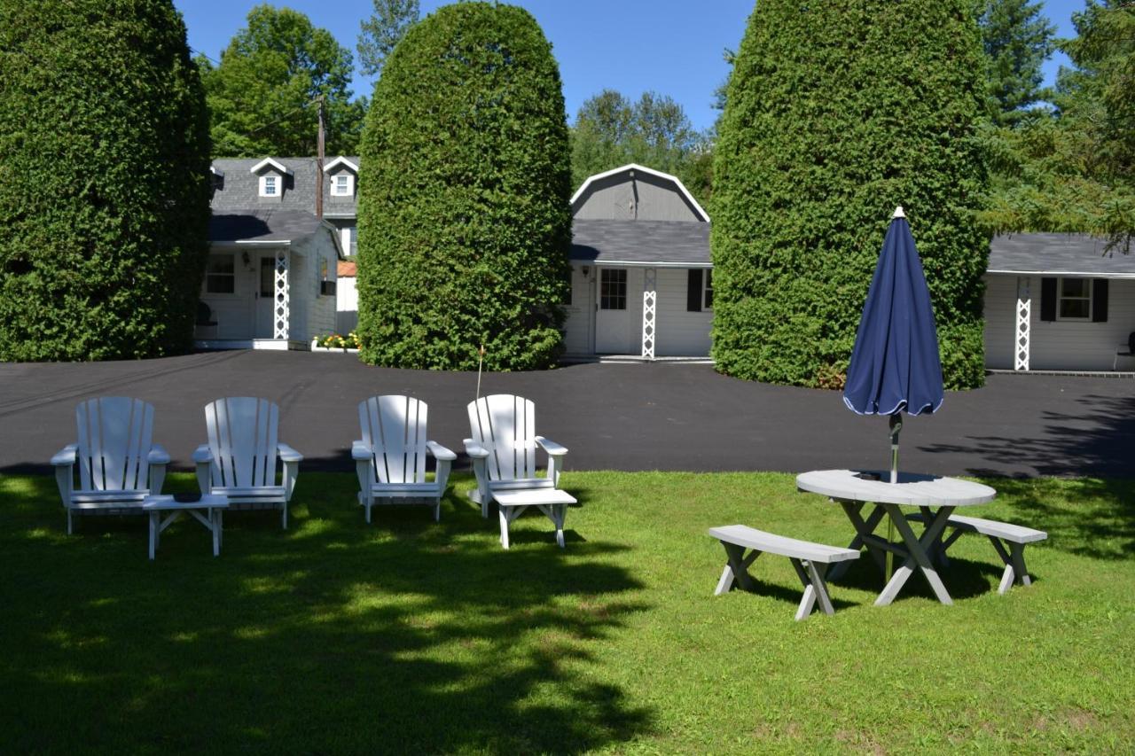Twin City Motel Barre Extérieur photo