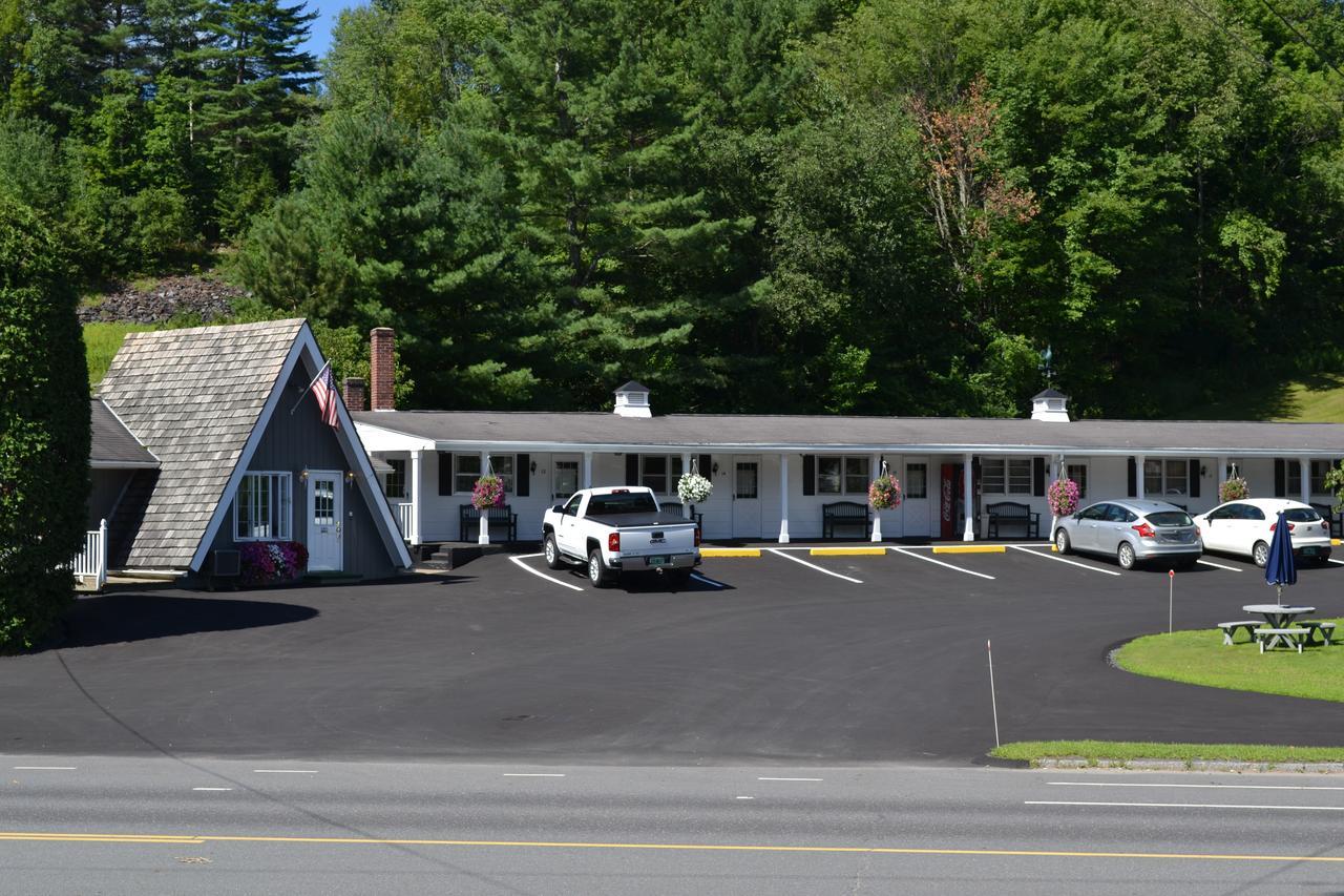 Twin City Motel Barre Extérieur photo